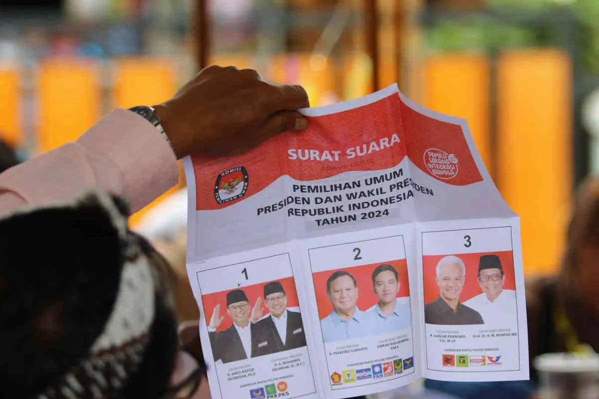 Ilustrasi \ Bawaslu Maluku Utara tengah menyelidiki dugaan pencoblosan surat suara sisa di dua TPS di Desa Akelamo, Cinga-cinga, Halmahera Barat.