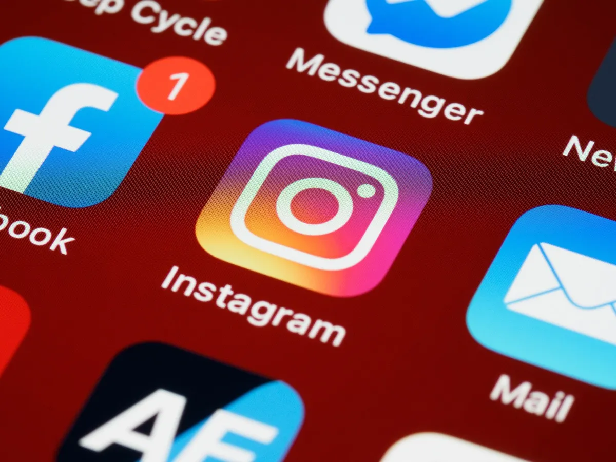 Ilustrasi Fitur Terbaru Instagram Tahun 2023.