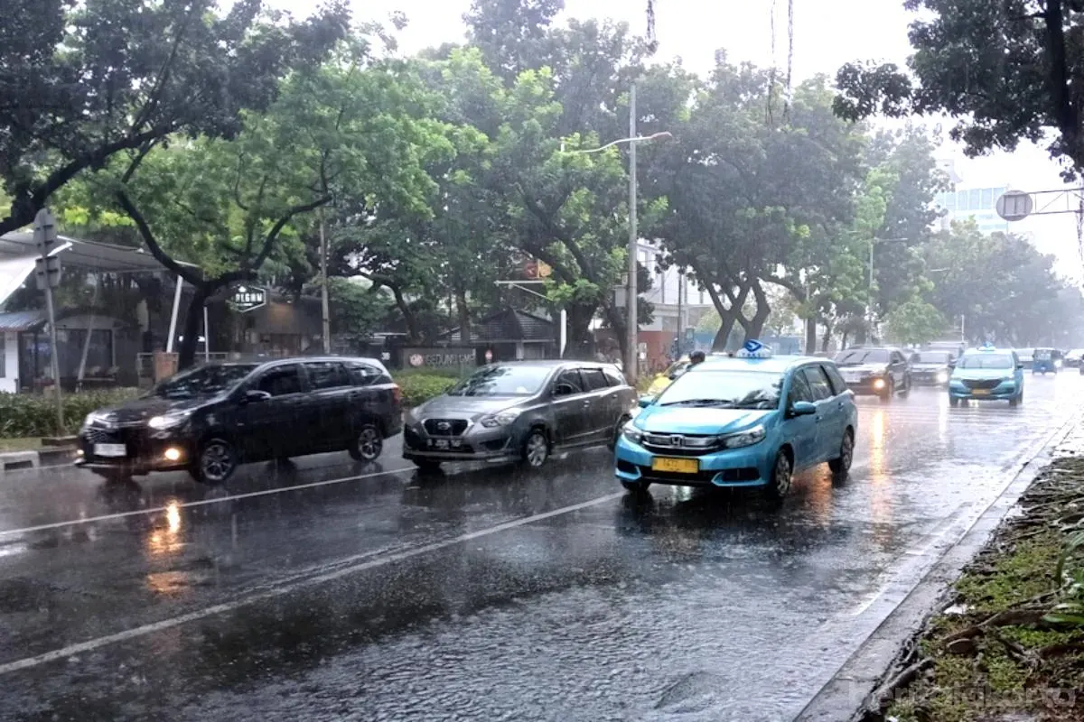 Informasi seputar cuaca di DKI Jakarta dari Badan Meteorologi, Klimatologi, dan Geofisika (BMKG) pada Minggu, 7 Mei 2026. (Sumber: Beritajakarta.id | Foto: Beritajakarta.id)