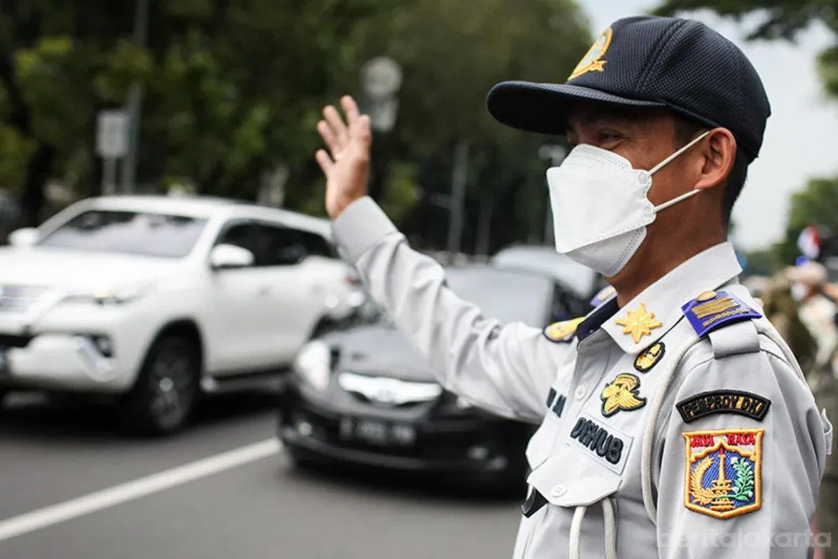 Dishub DKI Jakarta menyiapkan rekayasa lalu lintas (lalin) dan layanan transportasi bagi masyarakat dalam rangka penyelenggaraan Haul Akbar Ulama dan Habaib Betawi Tahun 2026. (Sumber: beritajakarta.id | Foto: beritajakarta.id)