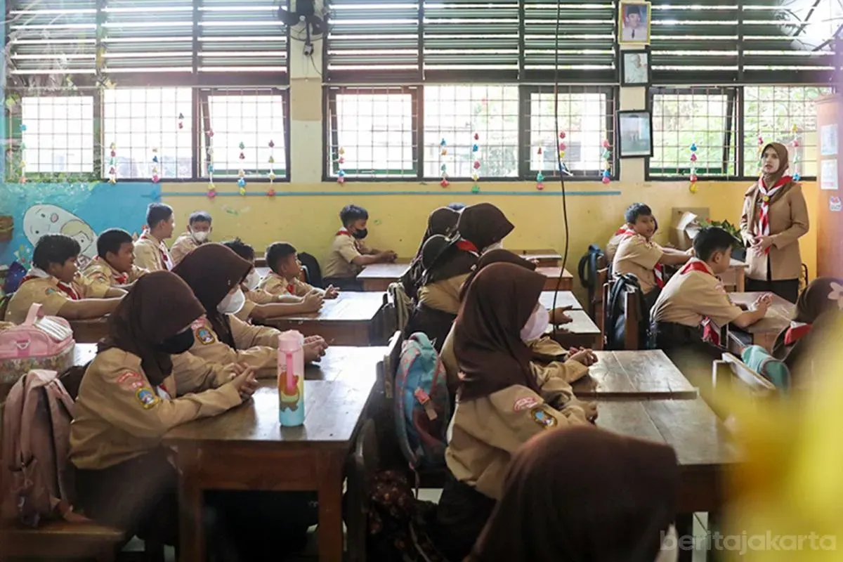 Ilustrasi. SPMB DKI Jakarta (Sumber: beritajakarta.id | Foto: beritajakarta.id)