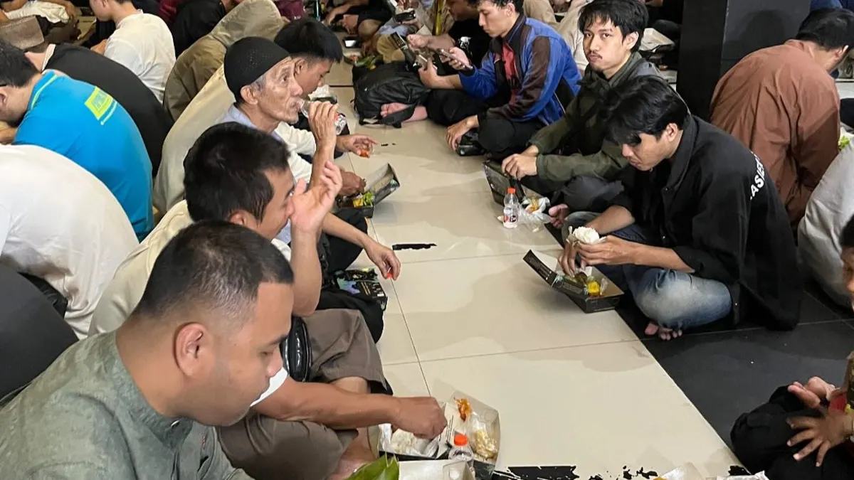 Doa sahur memiliki berbagai keutamaan yang telah dijelaskan dalam ajaran Islam dan hadis Rasulullah SAW. Berikut beberapa manfaatnya.