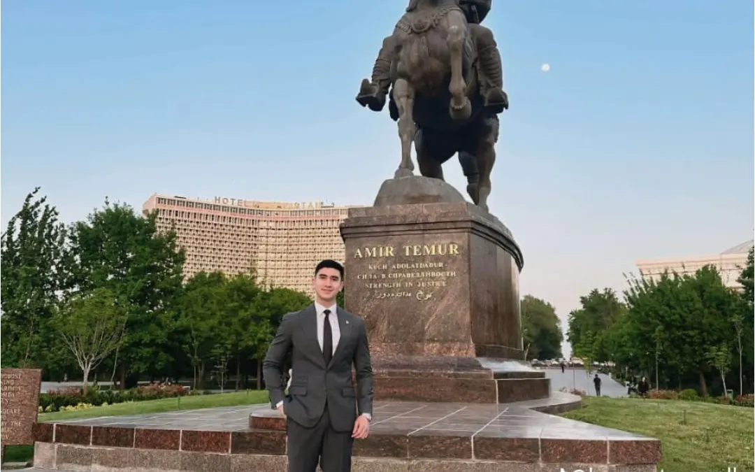 Verrell membagikan momen saat dirinya tengah menjalankan tugas dinas sebagai anggota dewan di Tashkent, Uzbekistan.