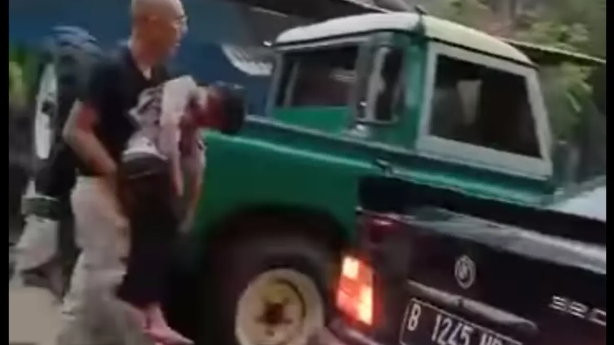 Heboh! Viral Video Yuke Dewa 19 tbarak Anak Kecil di Tasikmalaya Berujung Damai, Begini Faktanya...