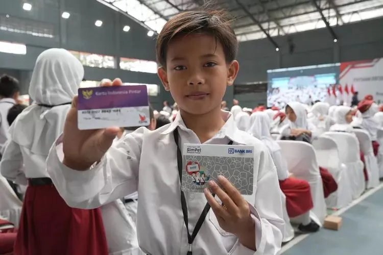 Kabar Gembira! PIP SD-SMP Mulai Cair Rp450 Ribu - Rp750 Ribu, Cek Rekening SimPel Kamu