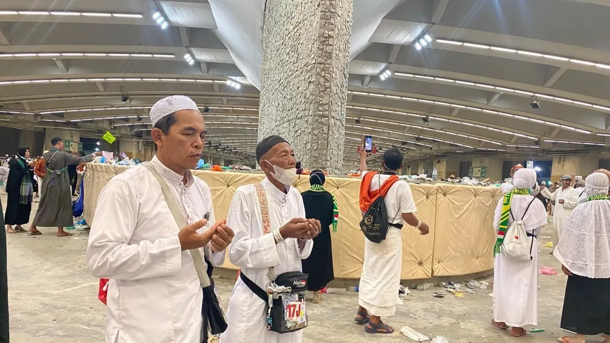 Jemaah Indonesia diketahui memadati Jamarat Mina, untuk melaksanakan jumrah terakhir