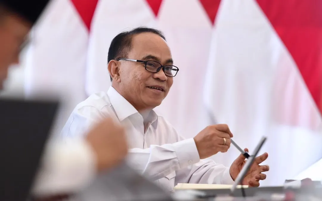 Menkop Budi Arie, Pemerintah Indonesia melalui Kementerian Koperasi dan Usaha Kecil Menengah (Kemenkop UKM) resmi meluncurkan website kopdesmerahputih.kop.id pada Senin, 21 April 2025.
