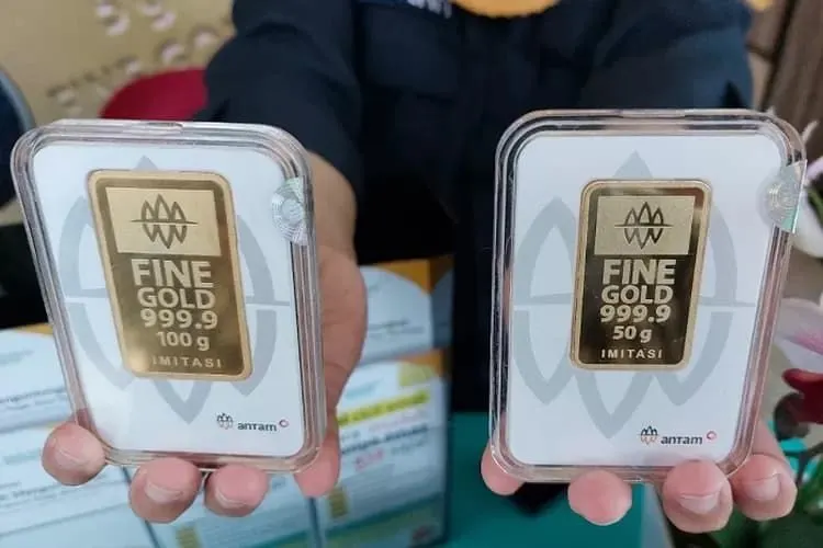 Ilustrasi. Harga emas terus mengalami lonjakan signifikan di tahun 2025, dengan harga per gram emas Antam mencapai Rp 1.777.000 pada 9 April 2025
