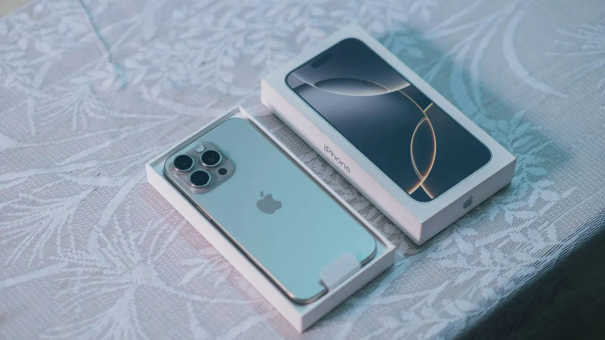 Illustrasi. Ini Prediksi Harga iPhone 16 series di Indonesia