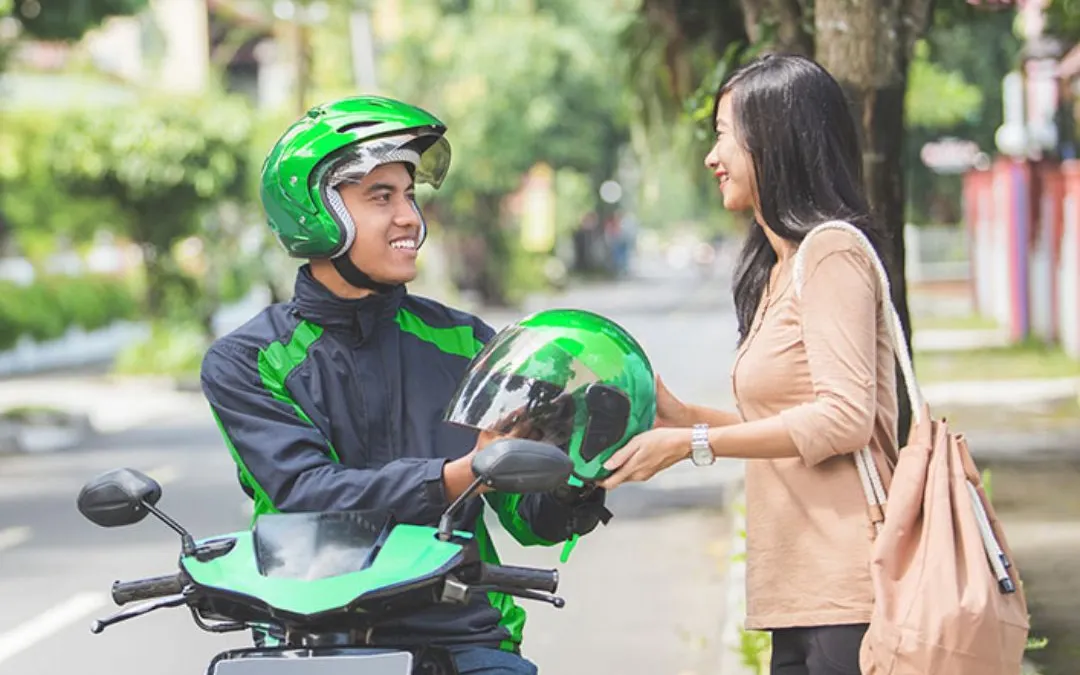 Pemerintah telah resmi perintahkan perusahaan aplikasi ojek online (ojol) untuk memberikan THR atau Bonus Hari Raya (BHR) kepada pengemudi
