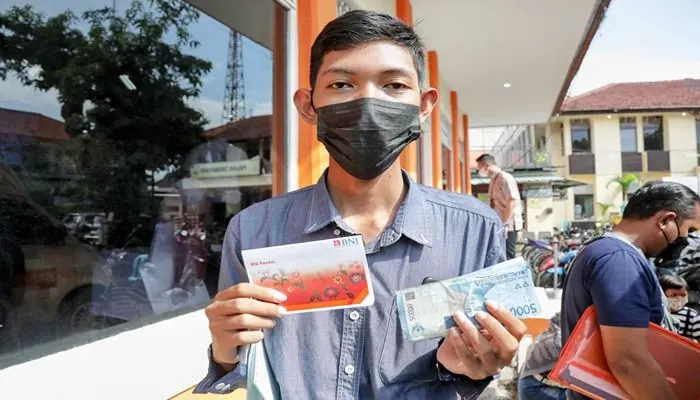 Apakah surat yang diberikan Kemensos tersebut merupakan surat perintah untuk pencairan bansos PKH BPNT peralihan dari PT Pos ke kartu KKS?