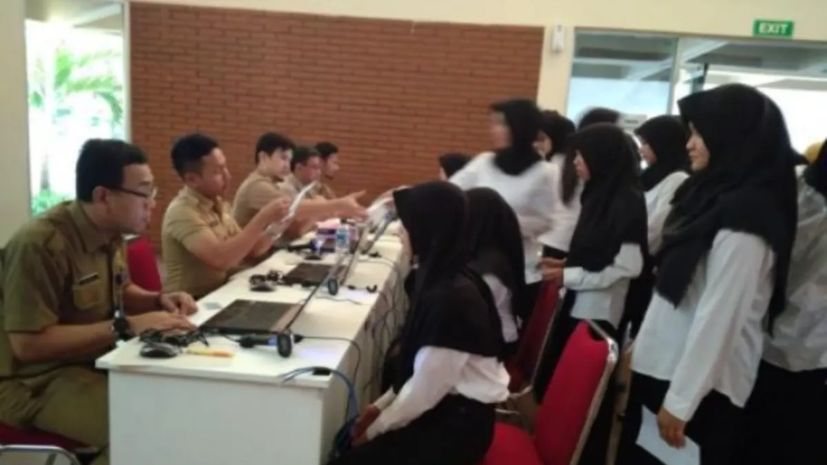 Tenaga honorer hanya memiliki pilihan antara CPNS atau PPPK itu dalam satu periode tahun anggaran atau satu gelombang.