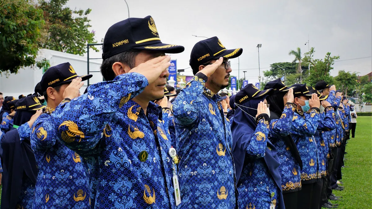 Illustrasi. Proses seleksi guru P3K (Pegawai Pemerintah dengan Perjanjian Kerja) tahap 2 tahun 2024 melibatkan dua kategori peserta utama yang memiliki prioritas berbeda