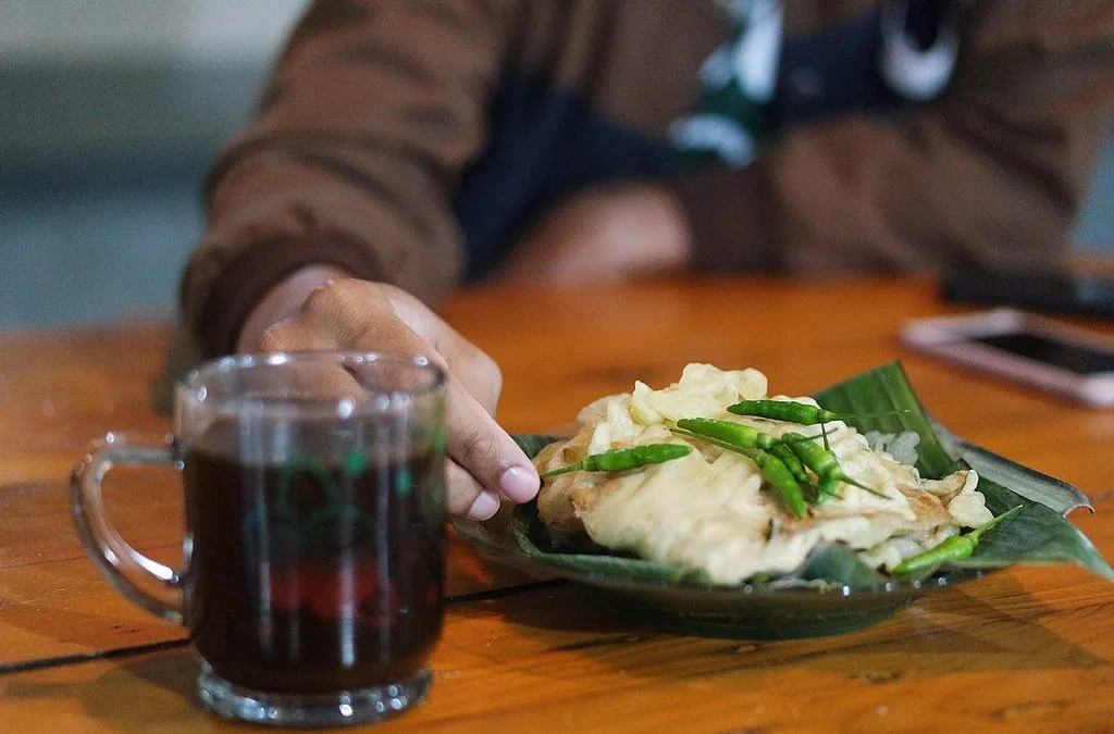 Agar puasa tetap lancar dan tubuh terhindar dari dehidrasi, pilihlah makanan yang kaya akan air, serat, dan nutrisi saat sahur.