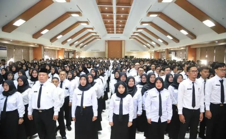 Hal ini telah dipastikan oleh Kemenpan RB, termasuk bagi tenaga honorer yang mendapatkan kode R2 dan R3 dalam seleksi PPPK Tahap 1 dan 2.