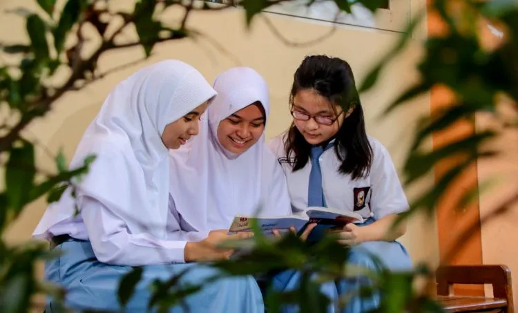 Ingin Masuk SMA atau SMK Favorit? Ini Panduan SPMB 2025 Tahap 2 Jalur Prestasi