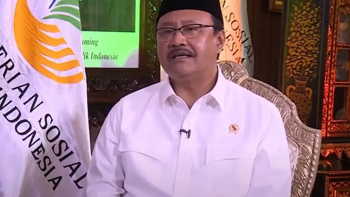 Kemensos memberikan tanggapan terkait wacana pengalihan subsidi bahan bakar minyak (BBM) menjadi bantuan langsung tunai (BLT).