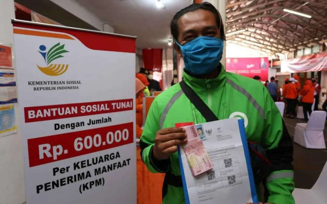Menjelang Lebaran Idul Fitri 2025, pemerintah masih menyalurkan bantuan sosial (bansos) kepada para keluarga penerima manfaat (KPM).