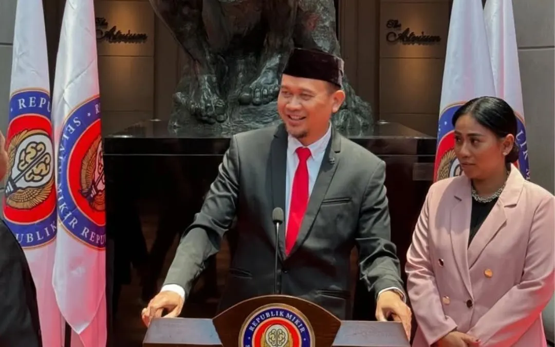 Lies Hartono atau yang lebih dikenal dengan nama panggung Cak Lontong, resmi ditunjuk sebagai Komisaris Ancol.