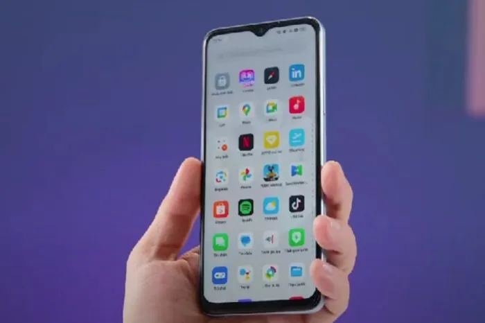 Kamu sedang cari HP baru merek OPPO yang harganya murah tapi punya spesifikasi terbaik? OPPO A18 bisa dijadikan salah satu pilihan.