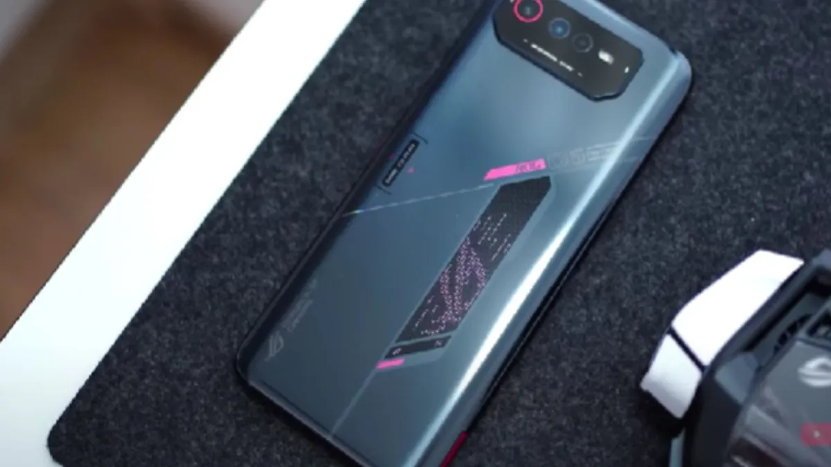 Illustrasi. Review Asus ROG Phone 6