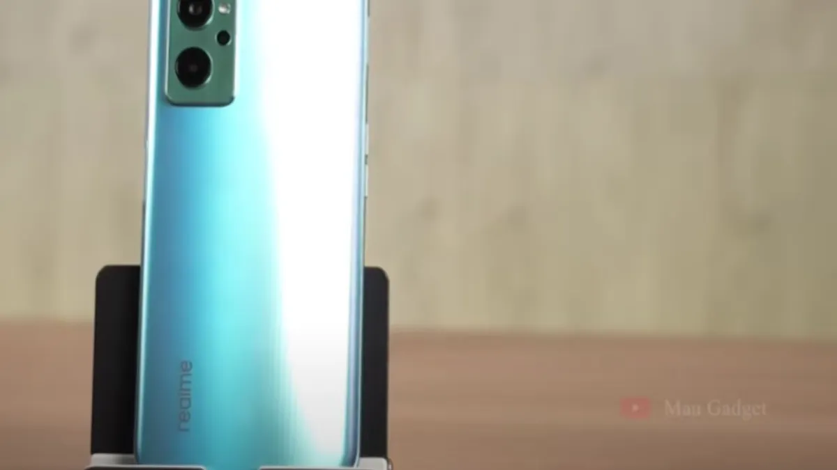 Realme 9i.