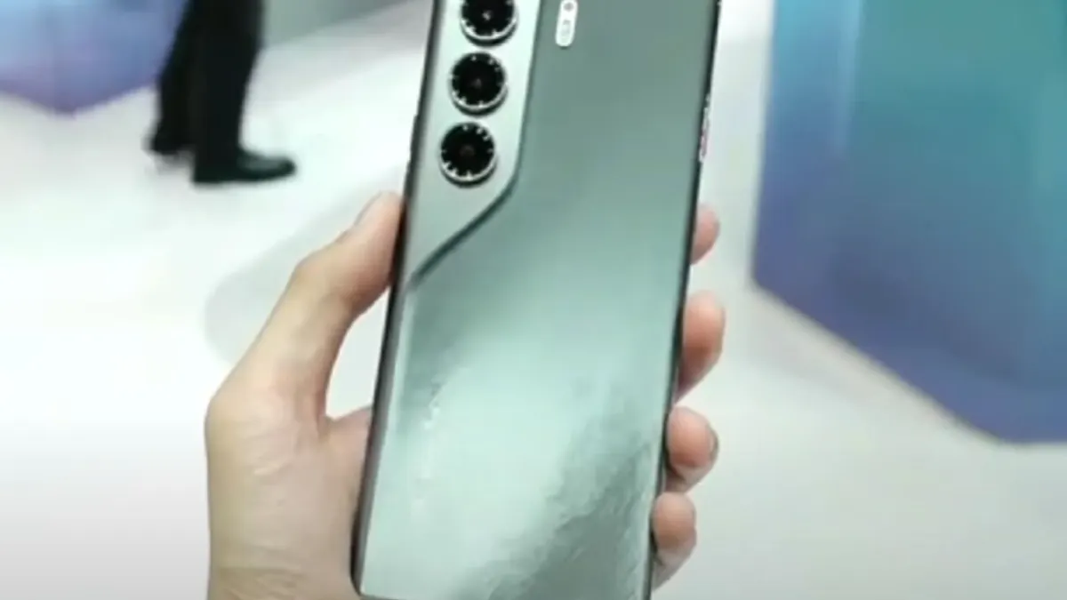 Spesifikasi Tecno Camon 40 Pro 5G. 