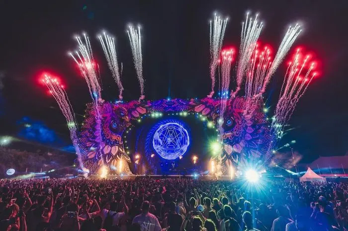 Djakarta Warehouse Project (DWP).