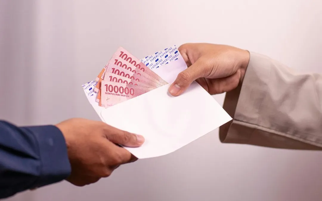 Pemerintah berencana menyalurkan Bantuan Subsidi Upah (BSU) kepada pekerja yang memiliki gaji di bawah Rp3,5 juta atau setara Upah Minimum Provinsi (UMP).