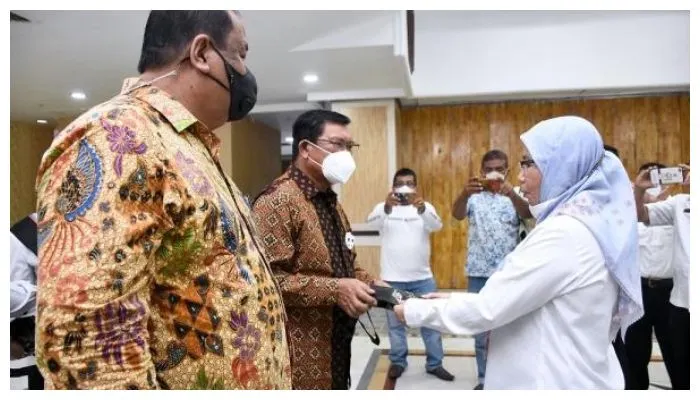 Ilustrasi. Pencairan THR Pensiunan 2025