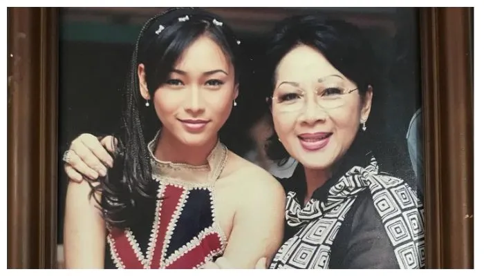 Inul Daratista dan Titiek Puspa 