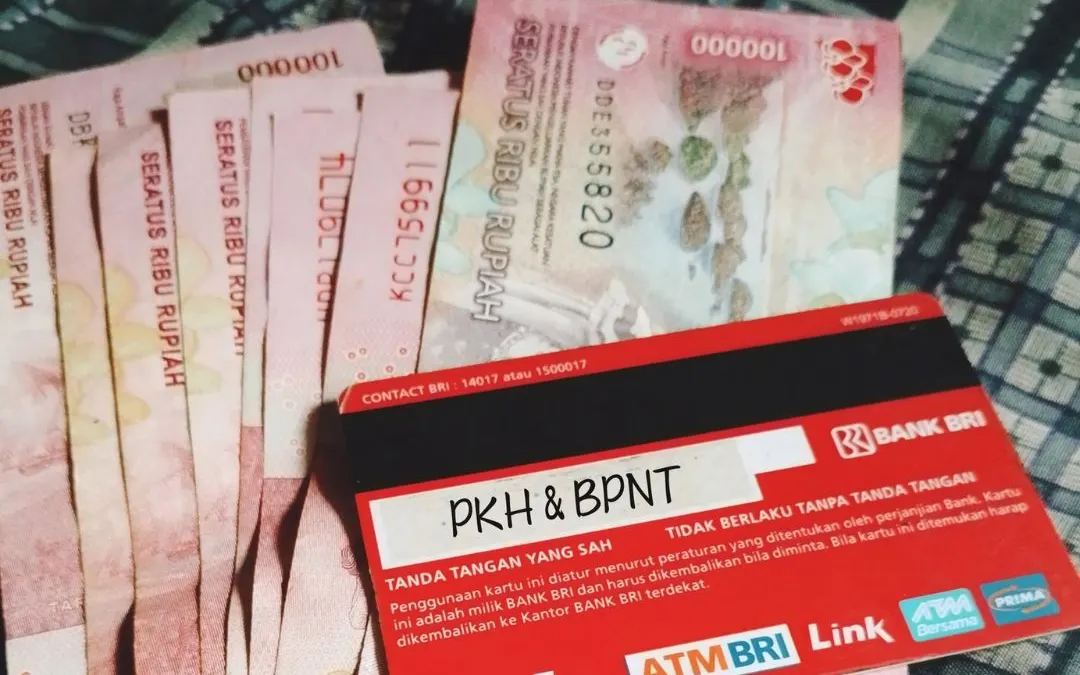 Ilustrasi. Bantuan Program Keluarga Harapan (PKH) tahap kedua yang sedang dalam proses pencairan di bulan Juli ini telah tersalurkan hampir merata di seluruh daerah