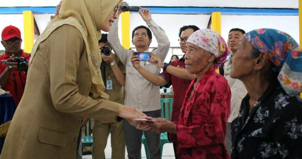 Setiap kategori memiliki nominal bantuan berbeda, mulai dari Rp150.000 untuk anak SD hingga Rp500.000 untuk ibu hamil dan balita.