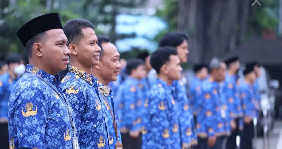 Dalam pendaftaran PPG Prajabatan 2025, para guru harus merupakan lulusan S-1 dan D-IV yang ingin berkarir sebagai Guru ASN.