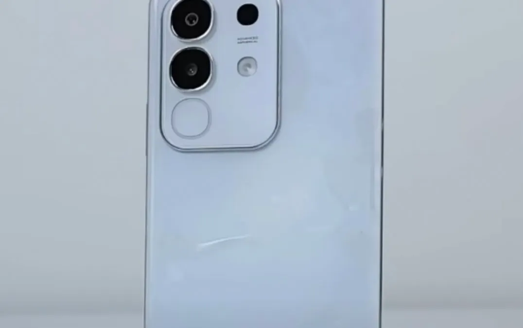 Vivo Y29 resmi dirilis di Indonesia dengan harga Rp2 jutaan dan menawarkan keunggulan berupa durabilitas, baterai besar, dan fitur berbasis AI.