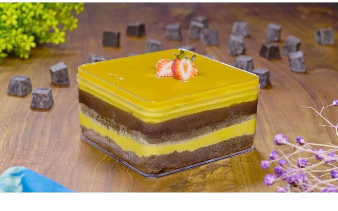 menu buka puasa dengan dessert tart mangga lapis cokelat