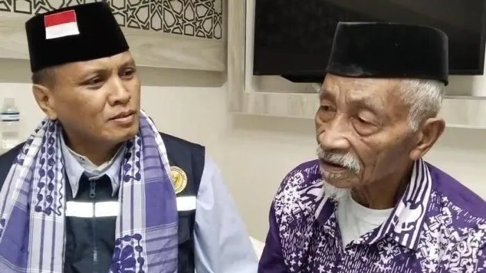 Sempat viral di TikTok, kakek Pulang Tama jemaah calon haji asal Bulukumba Sulawesi Selatan usai tersesat di sekitar masjid Nabawi.