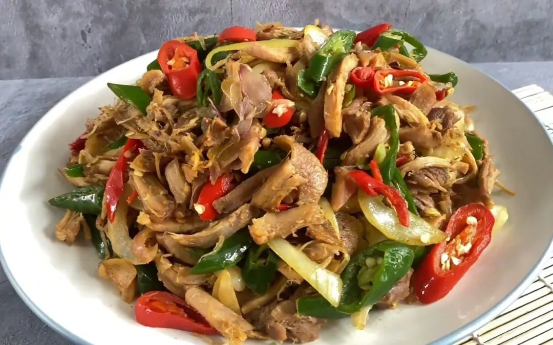 Ayam suwir cabe ijo.