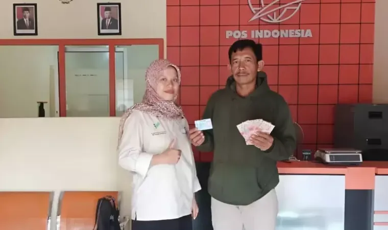 Bantuan BPNT periode November-Desember 2024 senilai Rp400.000 mulai dicairkan untuk pemegang kartu KKS Bank Mandiri.