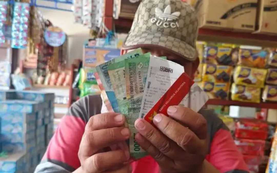 Illustrasi. Pemerintah membawa angin segar bagi pemilik Kartu Indonesia Sehat (KIS) dari kategori Penerima Bantuan Iuran (PBI).