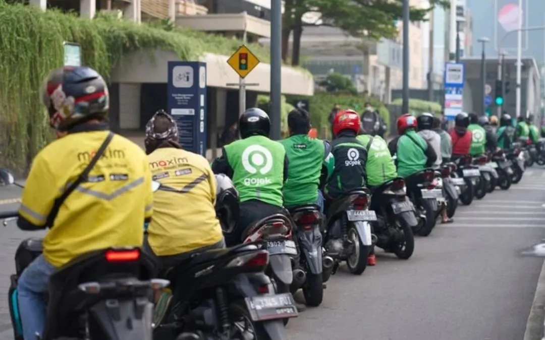 Pemberian THR atau disebut dengan Bonus Hari Raya (BHR) merupakan wujud kepedulian perusahaan terhadap para pengemudi ojol dan kurir online.