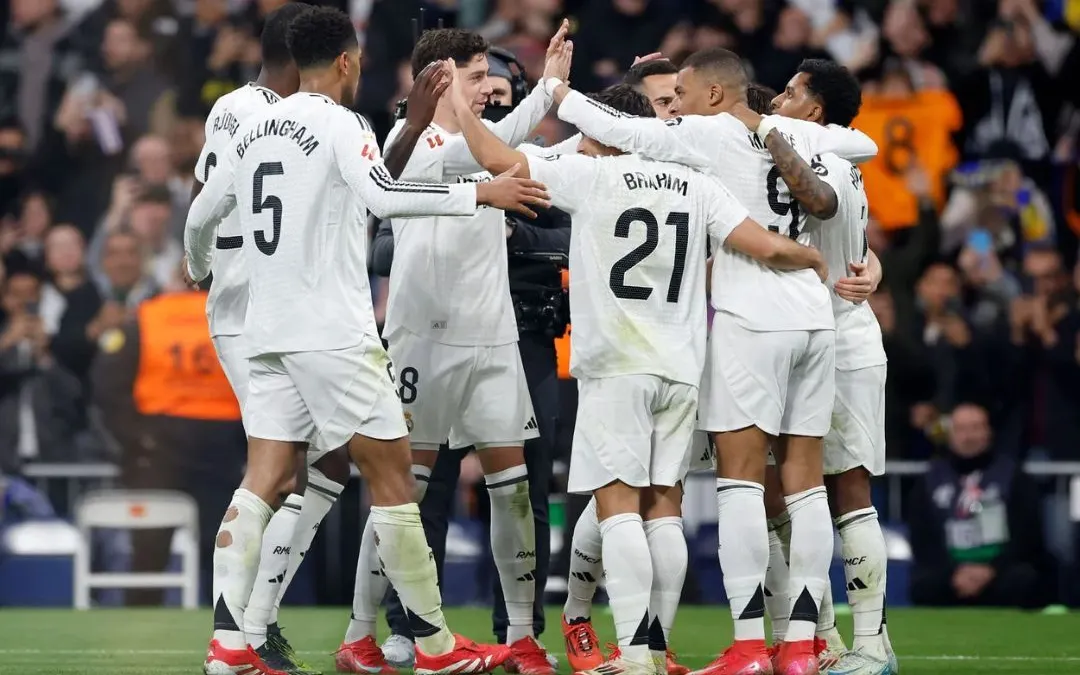 Link live streaming dan cara nonton Real Madrid vs Brest di lanjutan Liga Champions 2024-2025 bisa ditemukan dalam informasi ini.  Pertandingan antara Brest melawan Real Madrid akan berlangsung di Stade du Roudourou, pada Kamis, 30 Januari 2025 dini hari WIB.
