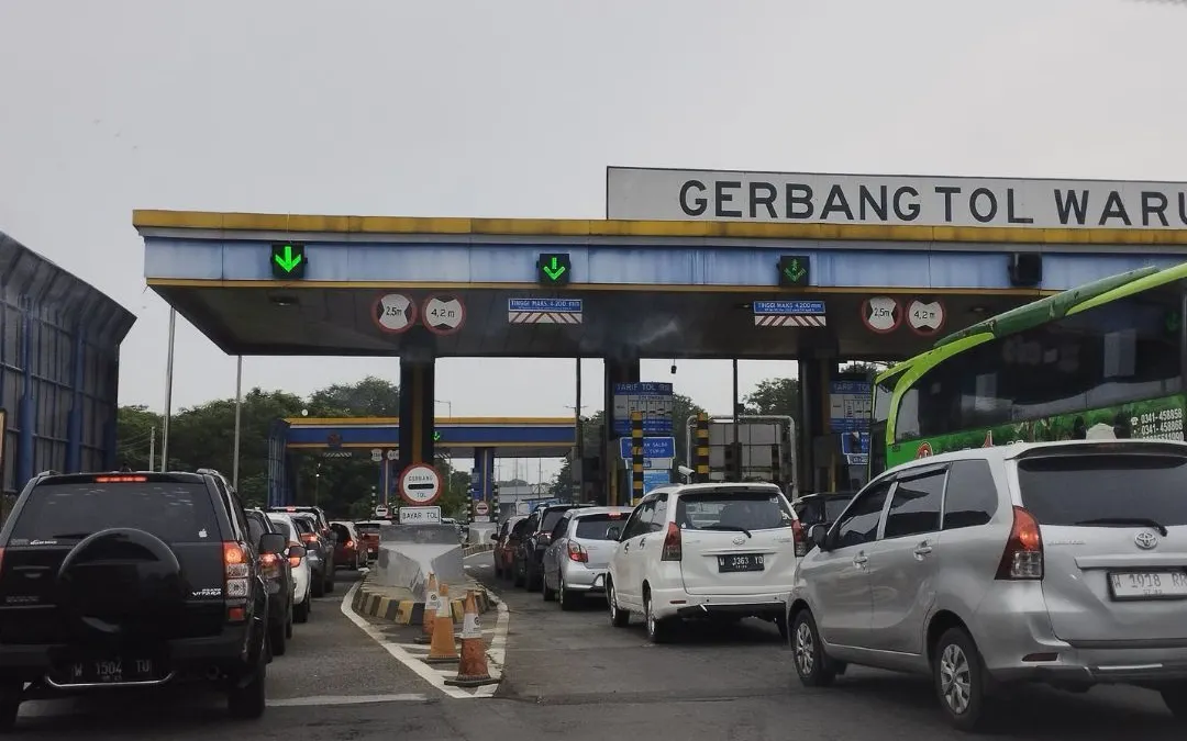 Link dan cara melihat CCTV tol secara saat mudik Lebaran 2025, pemudik bisa memantau kemacetan dan kondisi lalu lintas secara real-time.