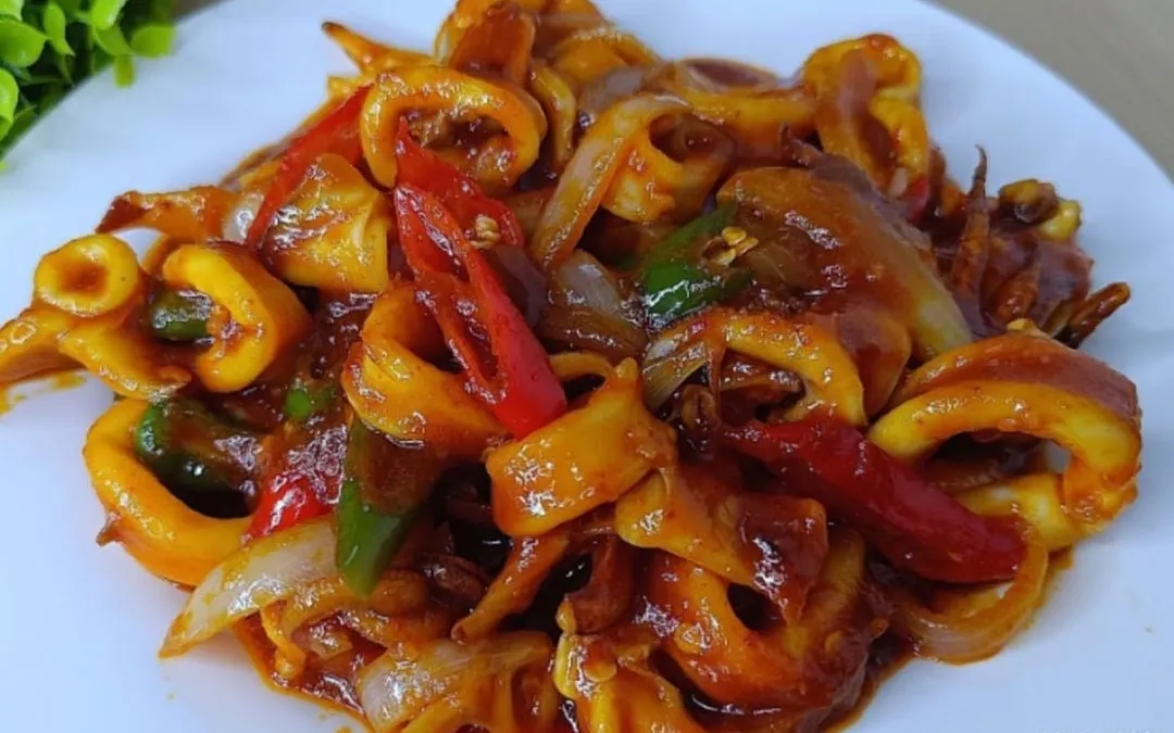 Menu Buka Puasa Sederhana Cumi Pedas Manis dan Es Degan Susu