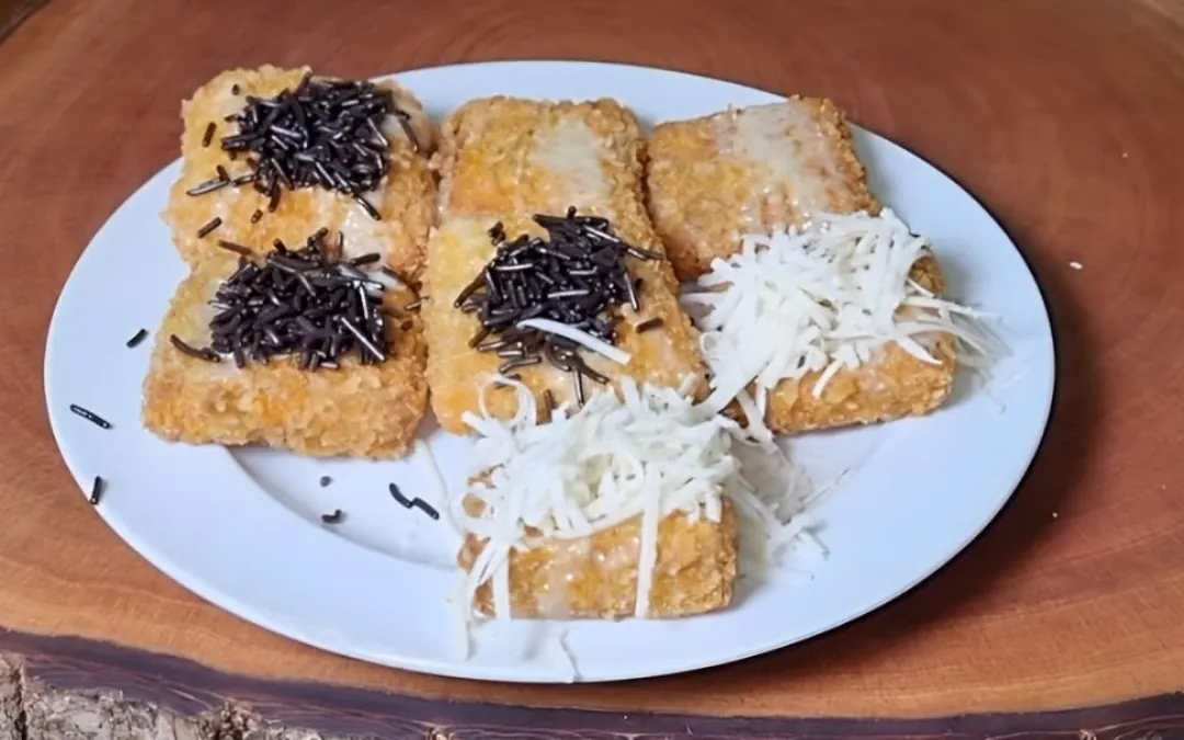 Menu buka puasa sederhana yang bisa Anda coba di rumah adalah Nugget Pisang dan Dessert Mangga.