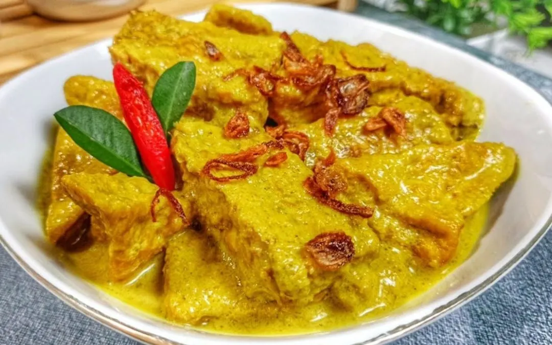 Menu Buka Puasa Sederhana Terik Tahu Tempe dan Sop Buah