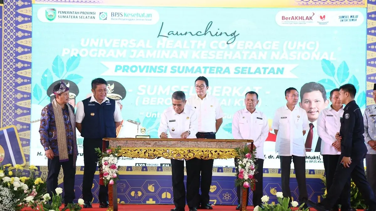 Menurut Trisnawarman, Kabupatenkota memiliki kesempatan yang sama untuk diaktivasi harian bagi penduduknya, yang belum memiliki JKN-KIS.