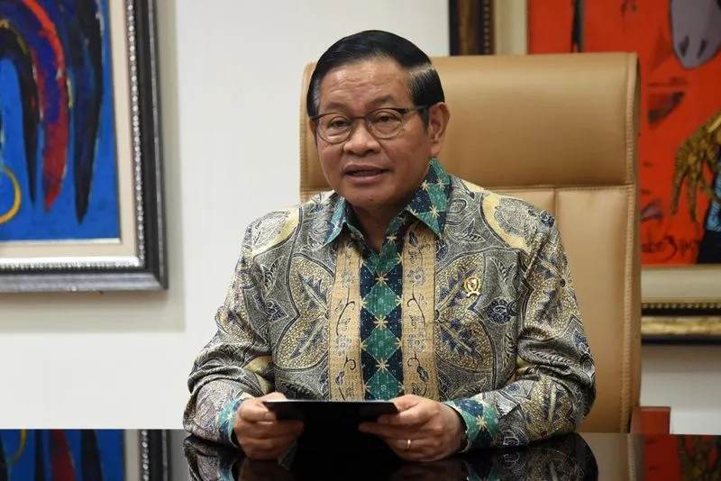 Pemerintah Provinsi Jakarta meluncurkan kebijakan yang membebaskan biaya layanan transportasi umum bagi 15 golongan masyarakat.