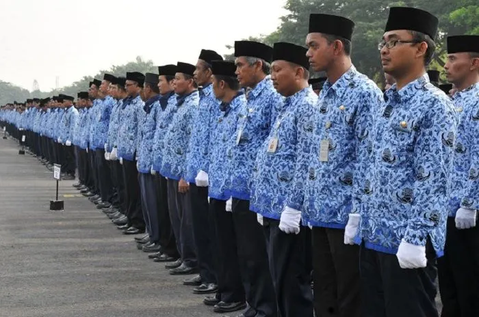 Pencairan tunjangan profesi guru (TPG) triwulan kedua akan dimajukan dan diperkirakan berbarengan dengan pencairan gaji ke-13.
