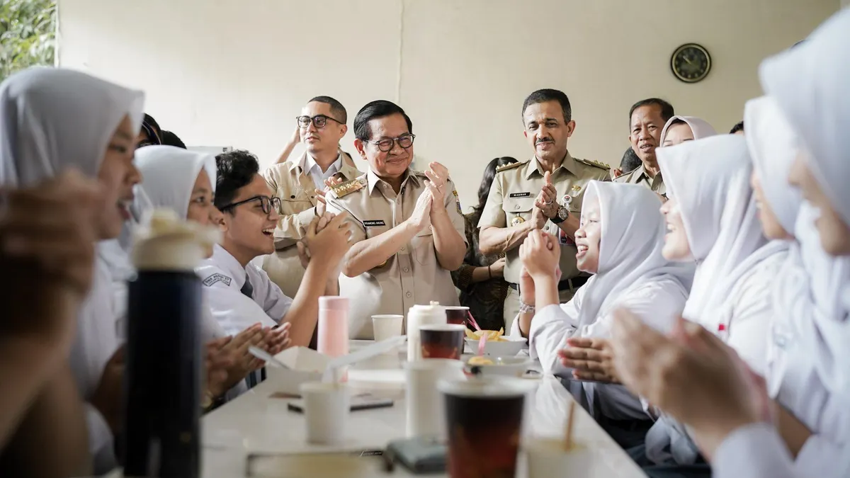 Gubernur Jakarta Pramono Anung Percepat Uji Coba Program Sekolah Swasta Gratis Selama 9 Tahun